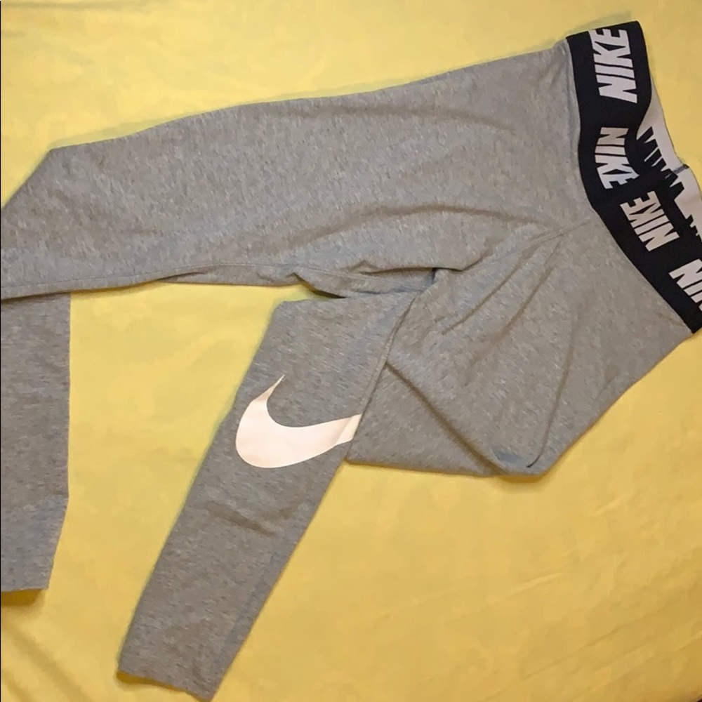 Nike logo leggings